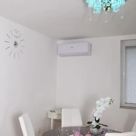 My Eden Bihac בית נופש