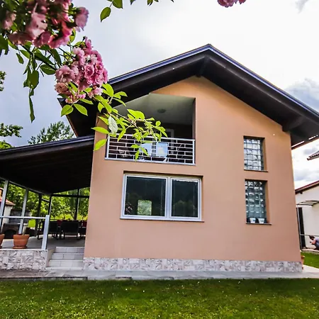 My Eden Bihac בית נופש